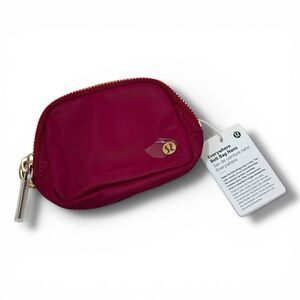 Lululemon NWT Everywhere Belt Bag Nano in Berry Rumble/Gold One Size Sold Out Co